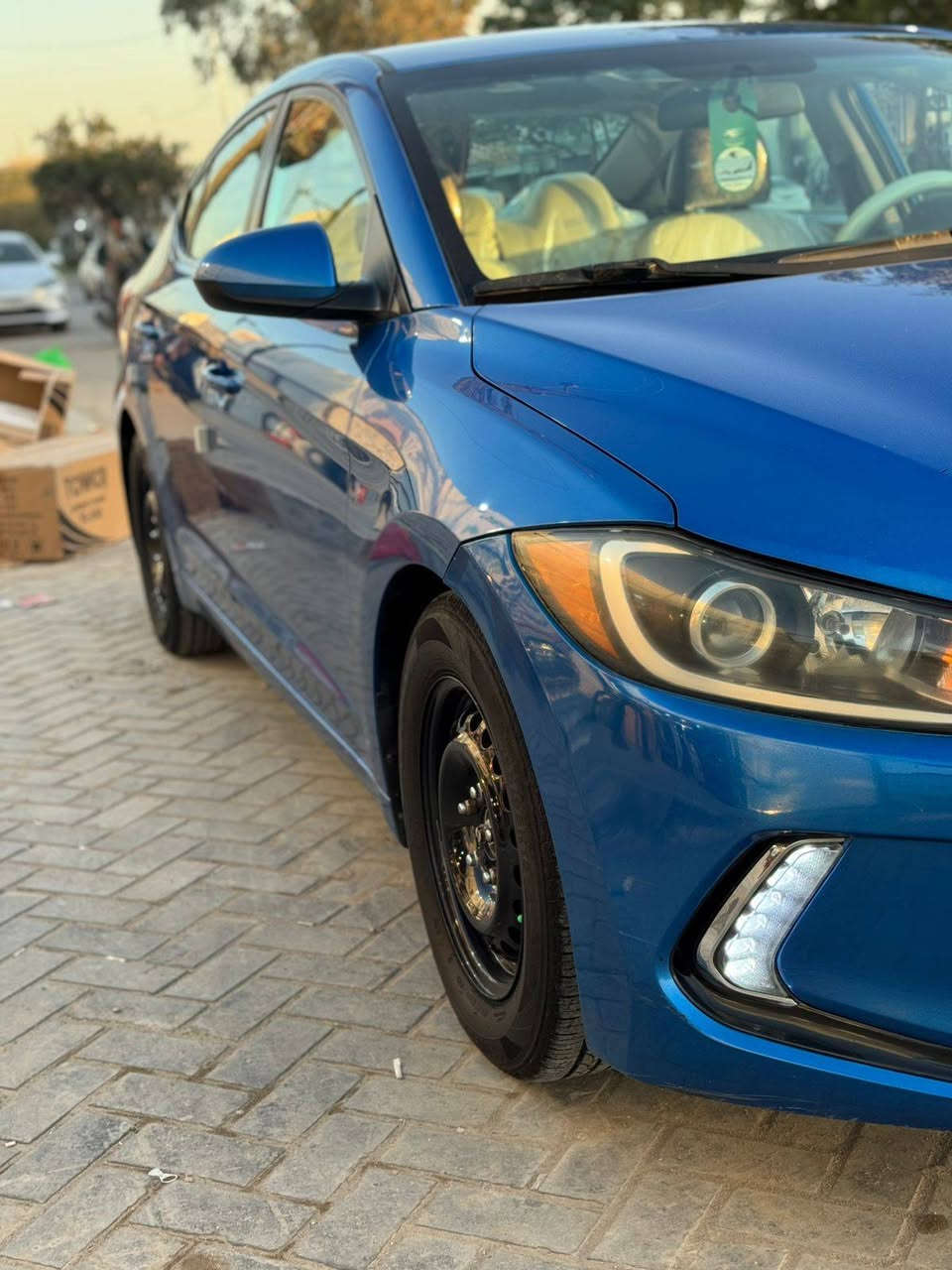 السلام عليكم النترا 2018
أمريكي حادث دعاميه وخشم بنيد وصور السونر موجوده كير مكينه مكفولات حداديه جاهزه من كلشي تبريد ثلج تخم تاير جديد السياره بدون ايرباك وفقط الدعاميه مصبوغه اماميه وخلفيه ودوشمه غرفه كامله 
السعر130$وبيهه مجال قليل 
الرقم ***********
