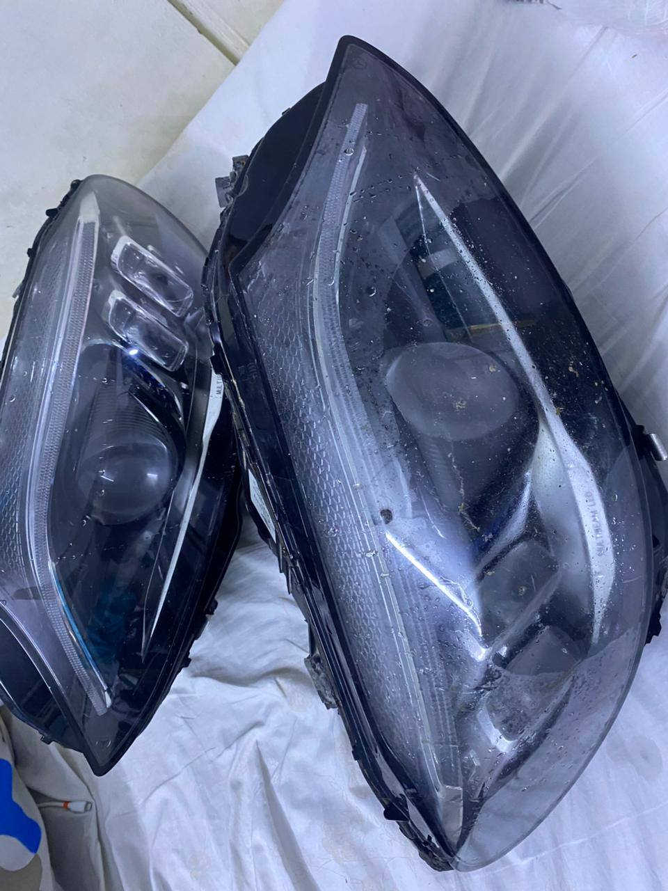 � كلوبات Mercedes C300 2016 MULTIBEAM LED وكالة 🔥

للبيع كلوبات مرسيدس c63s موديل 2016 نوع MULTIBEAM LED الأصلي (فئة عالية)

📌 التفاصيل:

 • كلوب يشتغل 100% قوي ونظيف 👍
 • كلوب ثاني يحتاج تصليح (ينفع قطع أو تصليح) ❌
 • بيهن تغبيش خفيف بسبب رطوبة 

💡 هذا النوع MULTIBEAM مرغوب وغالي (مو عادي ولا هالوجين)

💰 السعر: 750,000 دينار قابل للتفاوض البسيط
📍 المكان: بغداد _قرب مرور التاجيات 
ه‍/  *********** متواجد واتساب
