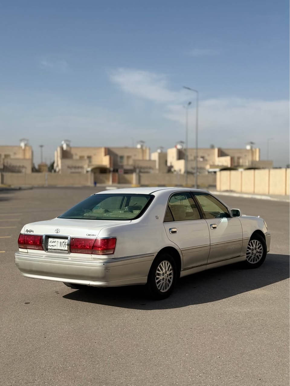 جنون موديل 2000 للبيع او مراوس
مكفوله من الكص والنقل والأصوليات 
مكينة 3000 جديدة
كير اكسل كفالة
كهربائيات كاملة
115 وبيها مجال 
للاستفسار
*********** الزبير, البصرة
