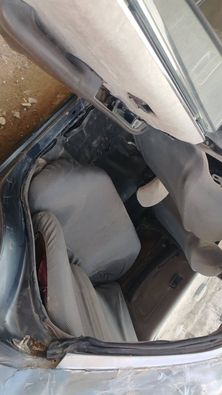 سلام عليكم مارك عضم مكينه ونجي ناعم سته سندر جديده حداديه بور مشط جاهزه سعر 10وراق عوزه جامه خلفيه  شغاله وحلوه مكان نجف حي ميلاد *********** بيع ومراوس حسب قناعه

