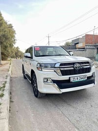 لاندكروز • ٢٠١٧ • فول مواصفات