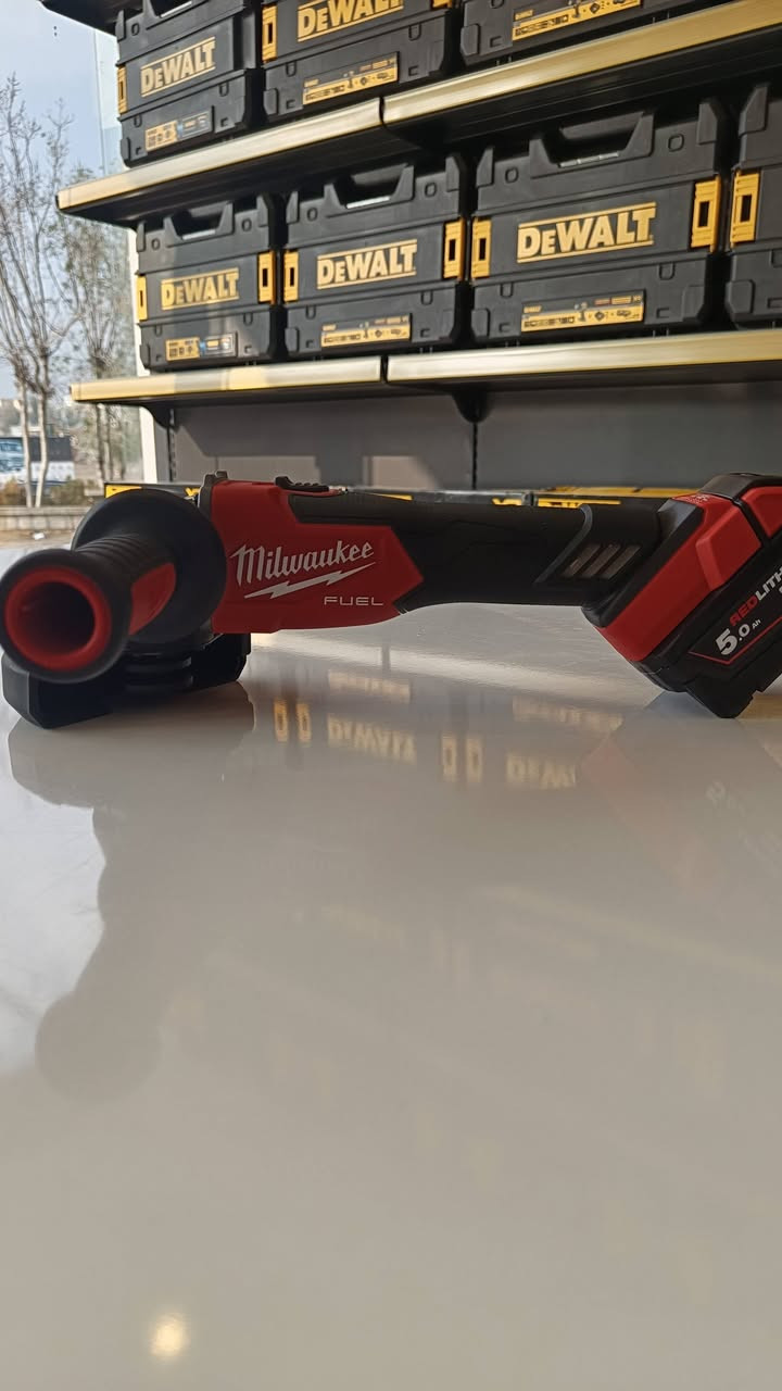 Milwaukee M18 fuel
***********
