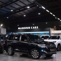 لاندكروزر VXS • V8 5.7 • اوتوماتيك