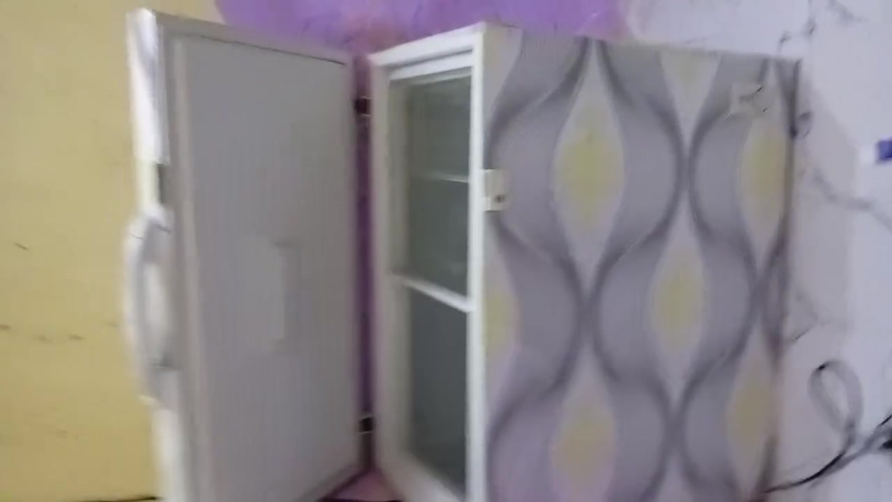 ممجمده للبيع عوزه بس غاز ***********
