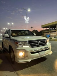 لاندكروز V6 • 2012 • مكفولة