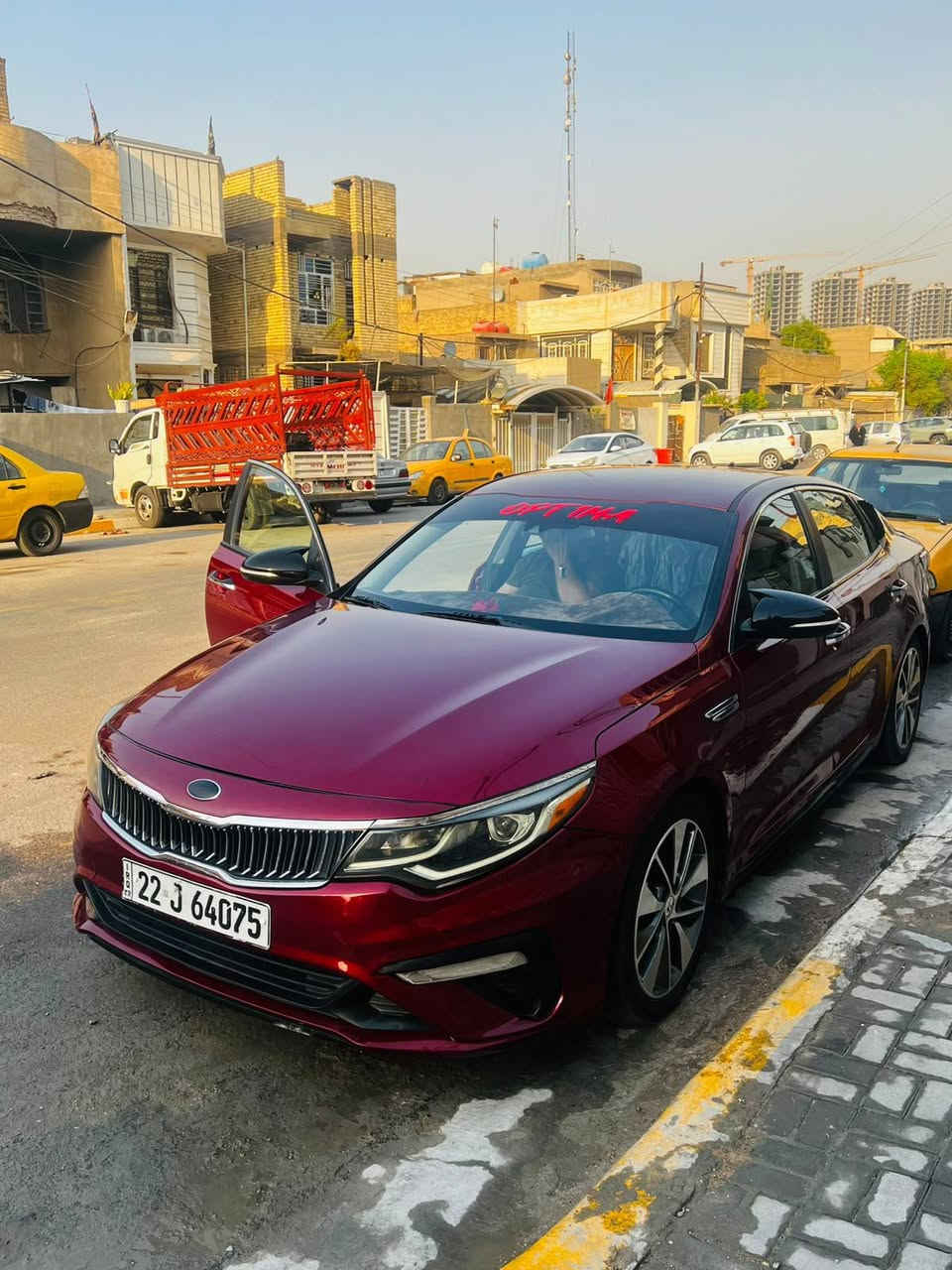 🚗 للبيع | كيا اوبتما 2019 🚗
سيارة نظيفة جداً وبحالة ممتازة، استخدام شخصي واهتمام عالي ✨

🔹 الموديل: 2019
🔹 النوع: كيا اوبتما
🔹 اللون: ماروني
🔹 الممشى: 70 ألف ميل
🔹 المحرك: 2400
🔹 وارد: أمريكي

المواصفات:
✔️ شاشة + كاميرا خلفية
✔️ حساسات
✔️ تبريد/تدفئة
✔️ نظام ECO وتوفير بالوقود
✔️ مكيف بارد جداً

❌ بدون فتحة سقف

السيارة خالية من المشاكل وجاهزة للفحص 🔧

💰 السعر: 130 قابل للتفاوض بالمعقول

📞 للتواصل: (***********واتساب 
📍 الموقع: (بغداد الحريه)

