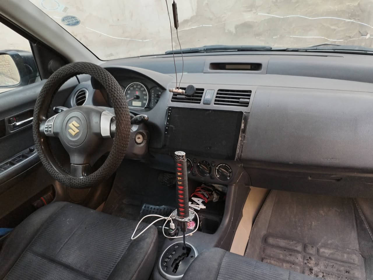 سازوكي سويفت ٢٠٠٨
رقم بصرة مشروع وطني سنويه ٢٧
مكينه كير جدد محرك دوش vvt 1.6
حداديه جديده دواخل نضيفه
طخم تاير جديد
مابيها صبغ ع حطتها بلاديه بيها طخات بسيطه
وجاملغ امامي عكس السايق مصلح بدون شاصي
كهربائيات كلها شغاله عينه شغاله كلها
شاشه اندرويد 
مكاني البصرة السعر ٥٥
تواصل اتصال فقط
***********
