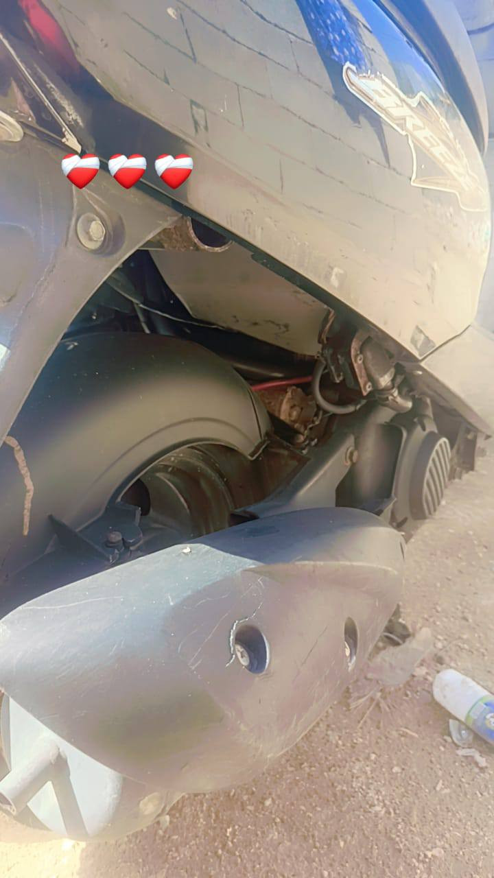 السلام عليكم درجه بريز   رنبه   جديدة
درجه كله بلاديه  خير من الله   شلعه ومعدال شغاله سلف وهندر مكينه خرسه ناعمه  كهربائيات كله شغال شاير يمنه يسره عداد كليو متر شغال الايت عالي ناصي كله شغال بريك مامي خلفي   مكفوله كفاله عامه جيب اي فيتر ليعجبك 
وراق كامله 
مكاني بغداد دولعي حسابات 
السعر 650
رقمي ***********
