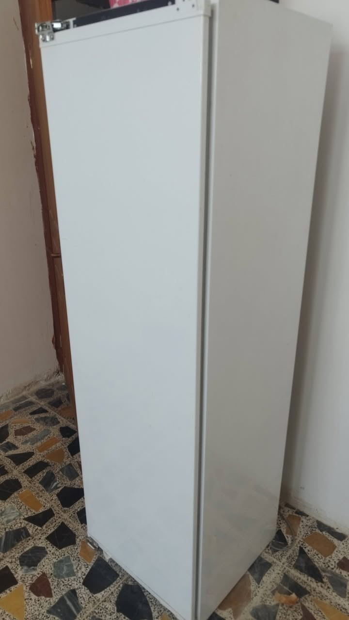 سلام عليكم مجمده عاموديه البيع مكان سبع قصور شارع ابو علي
رقم الهاتف ***********
