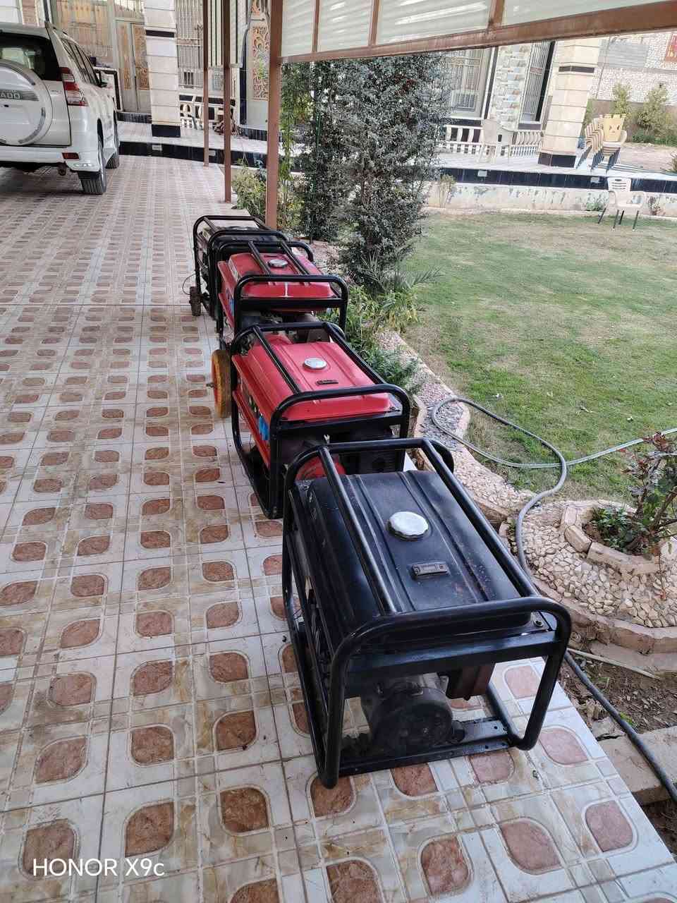 ياالله مولدت للبيع استره وتايكر 5كيفي و8 كيفي
بعدهن ع وضع الشركه لا تنقيص ولا تبخير 
المكان هيت حي البكر للاستفسار اكثر اتصل ***********
