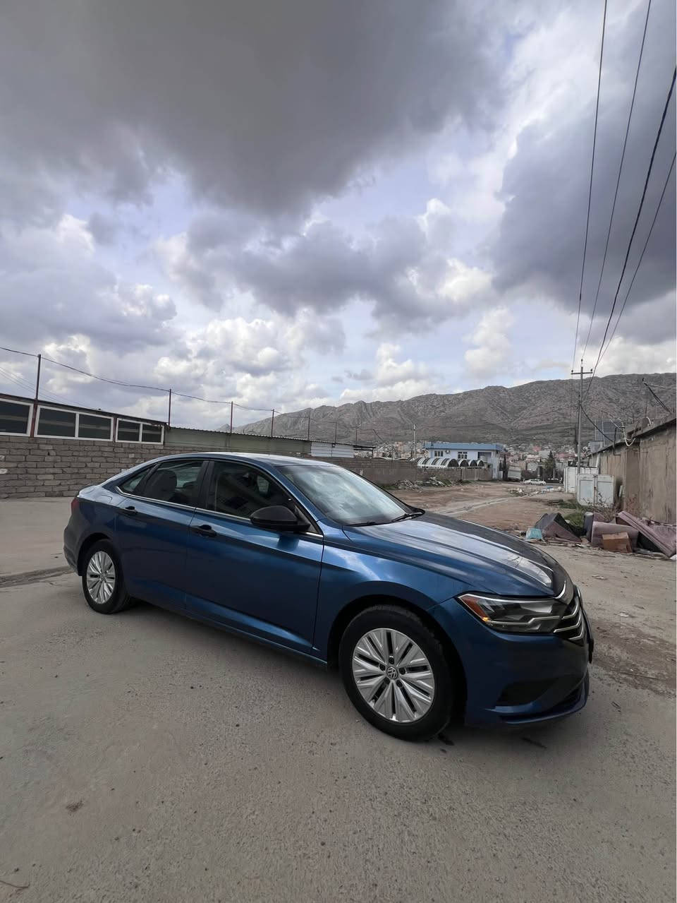 جيتا موديل ٢٠١٩ محرك ١٤ توربو 
كير ومحرك وتبريد بشرط 
رقم اربيل بس موجوده بدهوك
سياره باسمنا تحويلها اقل من س
رقم انگليزي رقم جديد 
بصمه تشغيل وبريك بصمه 
شاشه وكاميره و حساس 
رادارات وتحديد سرعه 
تبريد مركزي ومرايه كهربائ
لايت زينون من شريكه 
اكو هوايه مواصفات اخرى 
سياره بيها اربع قطع صبغ يعني 
جاملوغ امامي مع باب سكن 
وجاملوغ خلفي مع باب ورا سكن
طبعا بدون دواخل بشرط 
ايرباك فقط برده و ستيرن 
بعدين كلها وضع شريكه 
بجم كبس بجم وبدن وشواصي 
كلها وضع شريكه 
طبعا رقم شاصي موجوده مع صوره
سياره مكانها دهوك و داخل دهوك
سعرها ١١٧ ورقه مجال 
*********** بيها واتس دهوك, العراق
