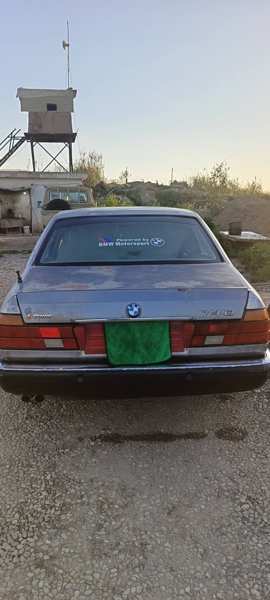سياره  BMW موديل 1994رقم ديالئ سنويه ماساقطه مكينه كير كفاله كير عادي مكينه 735مفتوح كهربائيات كلهة شغاله حداديه جديده تخم تاير جديد رقمي ***********
السعر 45بيهة مجال مكان السياره ديالى بلاد, صلاح الدين
