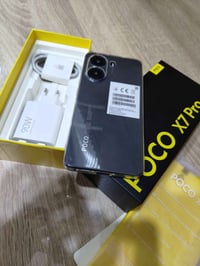 بوكو X7 برو • بطارية ١٠٠٪ • مع الاكسسوارات