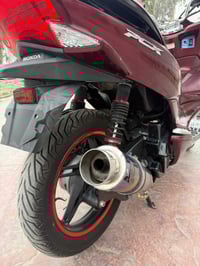 دراجه Pcx اللون احمر  محرك 150 ياباني  موديل 2018  الجيل الثاني  تخم ت...