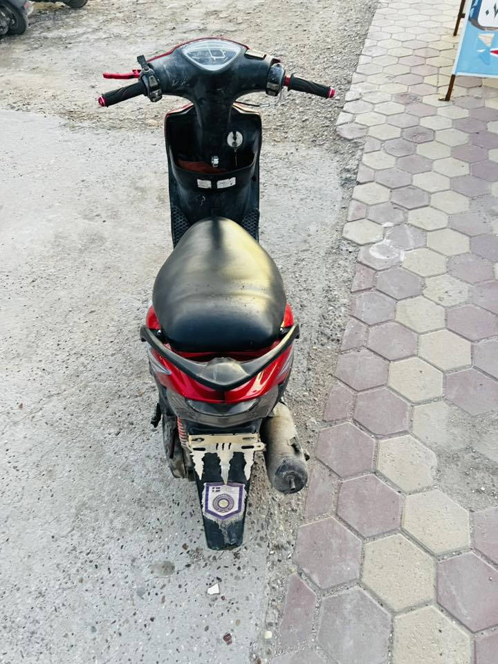 عندي ماكس عدله نضيفه كامله كله شغاله مكينه بلادي شلعه ومعدل كهربائياتهه شغاله صالنصه بلادي اوراق كامله المكان الغزاليه السعر 400 الشراي يخابر وهذه رقمي ***********
