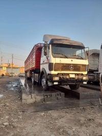 شاحنة • للبيع