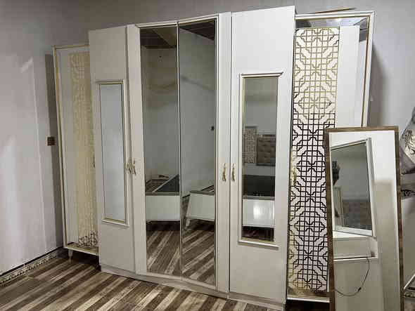 غراض مستعمله للبيع للاستفسار اتصل على الرقم ***********
