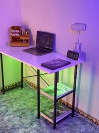 ميز دراسة • استخدام قليل • موصل