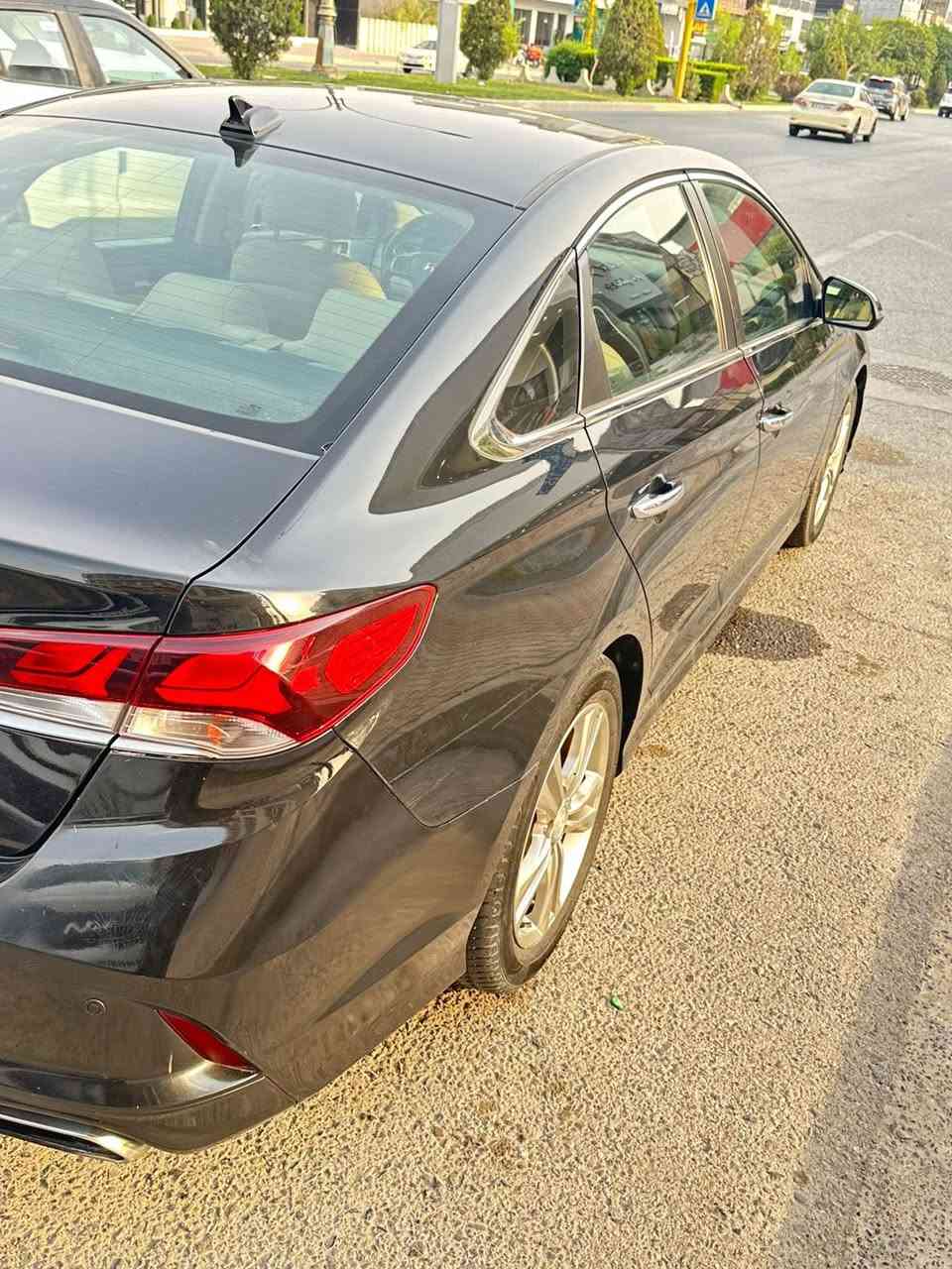 #للبيع #هيونداي #سوناتا 2018 

رقم #شماليه   

مواصفات فول عدا الفتحة
ضرر : جاملغ خلفي فقط
الباقي كفالة عامة 
صور السونار مرفق بالمنشور   
ماشيه ٩٥ الف ميل

 السعر 137 وبيها مجال 

للاستفسار  
***********
