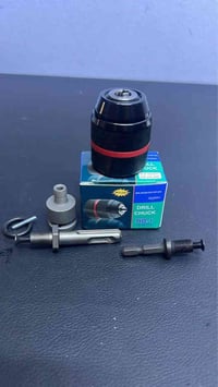 عندي 4 قطع سعر واحدة 5  الاف دينار تواصل 07710025389