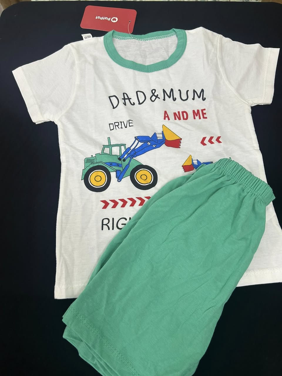 وصلتنا تشكيلة حلوة من ملابس الأطفال 👕
موديلات جميلة وأسعار مناسبة للجميع 💕

✔️ خامة مرتبة
✔️ أسعار حلوة
✔️ مقاسات مختلفة

تابعونا حتى تشوفون كل جديد 🔥
وأي شي يعجبكم راسلونا


**إذا كنت صاحب هذا الإعلان وتريد حذفه لأي سبب، رجاءا أرسل رسالة إلى الدعم الفني**