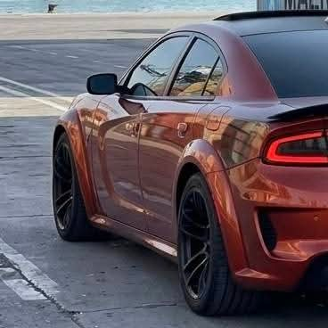 سكات وايد بودي اصل 2022   بجم كبس سلايد  حجم المحرك 6400  بيها 4 قطع صبغ بدون دواخل بشرط  *رادارات جانبية + نقاط عمياء  *فتحة سقف سلايد  *كشنات كنتارة حضن تدفئه تبريد: تحكم.كهرباء بلكامل  *دشبول تطريز +الستيرن كهرباء: حامل اكواب سخان وتبريد *خزن ميموري  *فجوج بريمبو الامامي 6بستن والخلفي 4  ويالة مال وايد بدي اصل وتايرات جدد اليوم شديتهن اصليات  السيارة عليها ولف حماوة ريسنك 200$+ نوزلات ريسنك200$ وبلكات ريسنك150$ +عبوة فيت بم ريسنك 200$ لايتات زينون اصلي420$ كير ومحرك كفاله عامة رقم اربيل تحويل مباشر  *********** *********** 🟩علق سوف يوصلك الرسائل سعر #امريكي #SRT #rt #امريكا #كري_للسيارات_الرياضيه 
