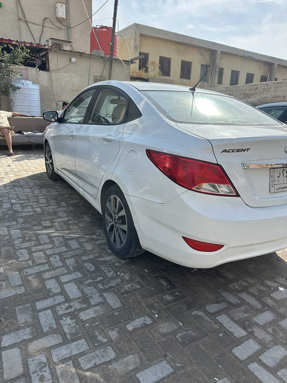 السلام عليكم اكسنت موديل 2016 رقم بصره تحويل سياره جديده مال بيت فول مواصفات محرك 1600 مامفتوح وحداد وتبريد كفاله لايت زنون جاهزه من كلشي بيها رشات صبغ بصفحت الصدر والباقي كفاله السعر 100 وبيها مجال بيع او مراوس العنوان البصره الاصمعي ***********
