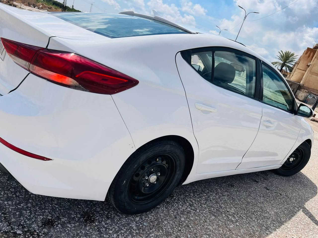 النترا 2018 امريكي رقم بغداد دولي الجديد مكينة 2000 دوووش جاهزة ومامفتوحة السيارة فووووول مواصفات 1/1 بصمة تشغيل وابواب وجنطة فتحة سلايت شاشة كامرة بلادية دوارة إشارة ترحيب اشاير بالمري كشنات جلد راردارات حادثها امريكا باب الصدر وجاملغ امامي وهنا بالعراق صار بيها تشليع صبغ ونصبغت عااااام مكفولة من الكلبة والتجية مكفولة لغود شواصي تكم قمارة حوض السيارة جاهزة مكينة كير حدادية كهربائيات باتري تخم تاير السعر 89 وبيها مجال بسيط المكان الإسكندرية مابيع اقساط ولا مراوس
***********//‭0773 781 2101 الفلوجة, الأنبار
