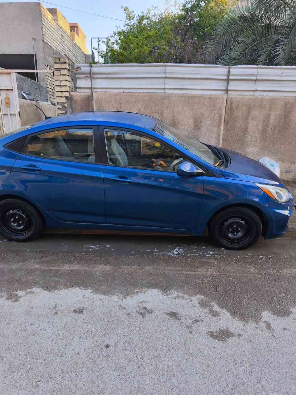 سلام عليكم اكسنت موديل 2016 امريكي حادثها جاملغ خلفي بسيط سيارة قطرة صبغ ما بيها كدامك نضيفة  تخم تاير  رقمها بغداد انكليزي  سعرها 82)متواجد واتساب ..***********
