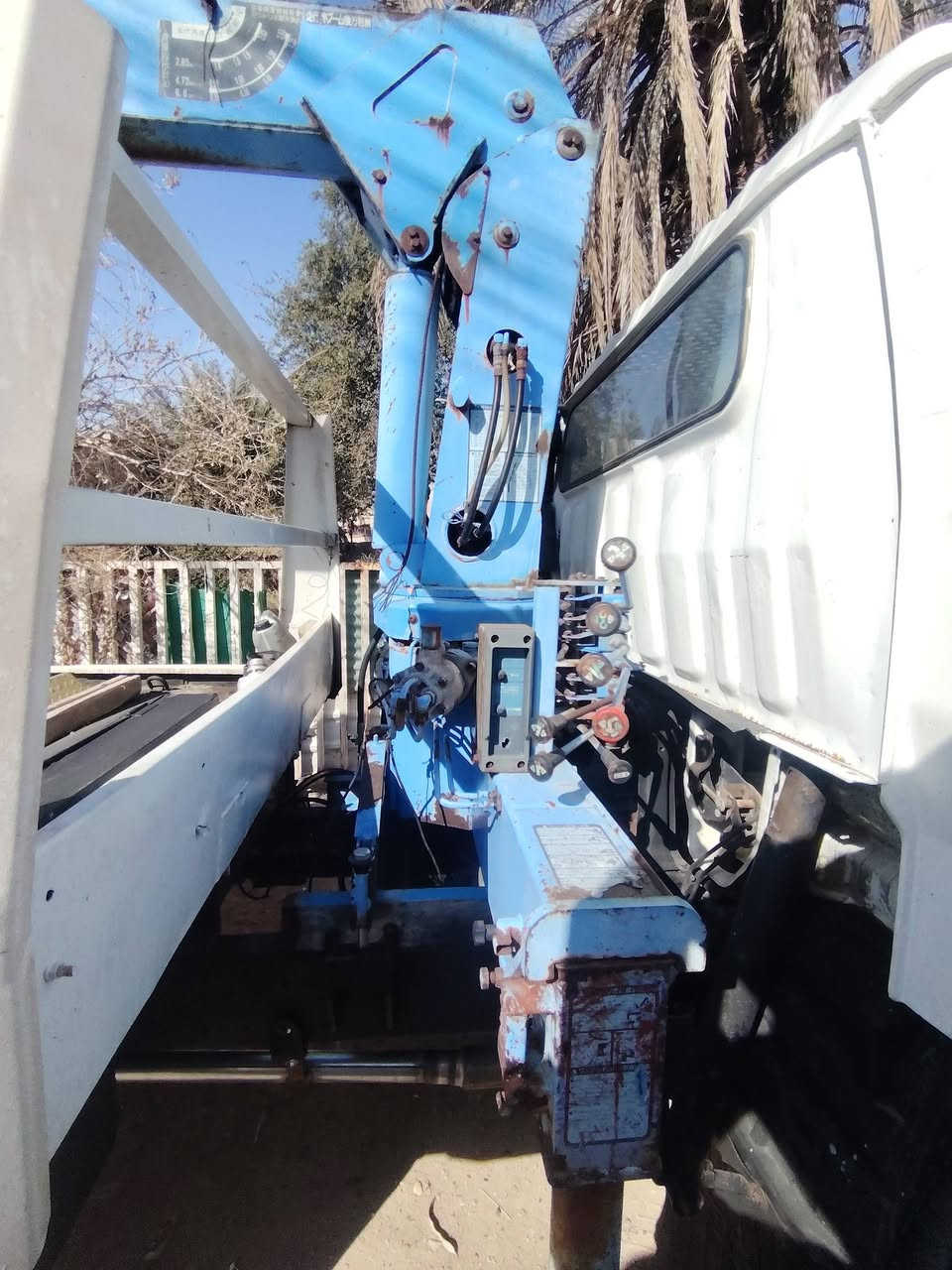 كرين ٢٦٠٠ طن  جديد مامشتغل بلعراق نقص الهوك  ٣٥$وبي مجال الموقع بغداد الكرخ ***********
