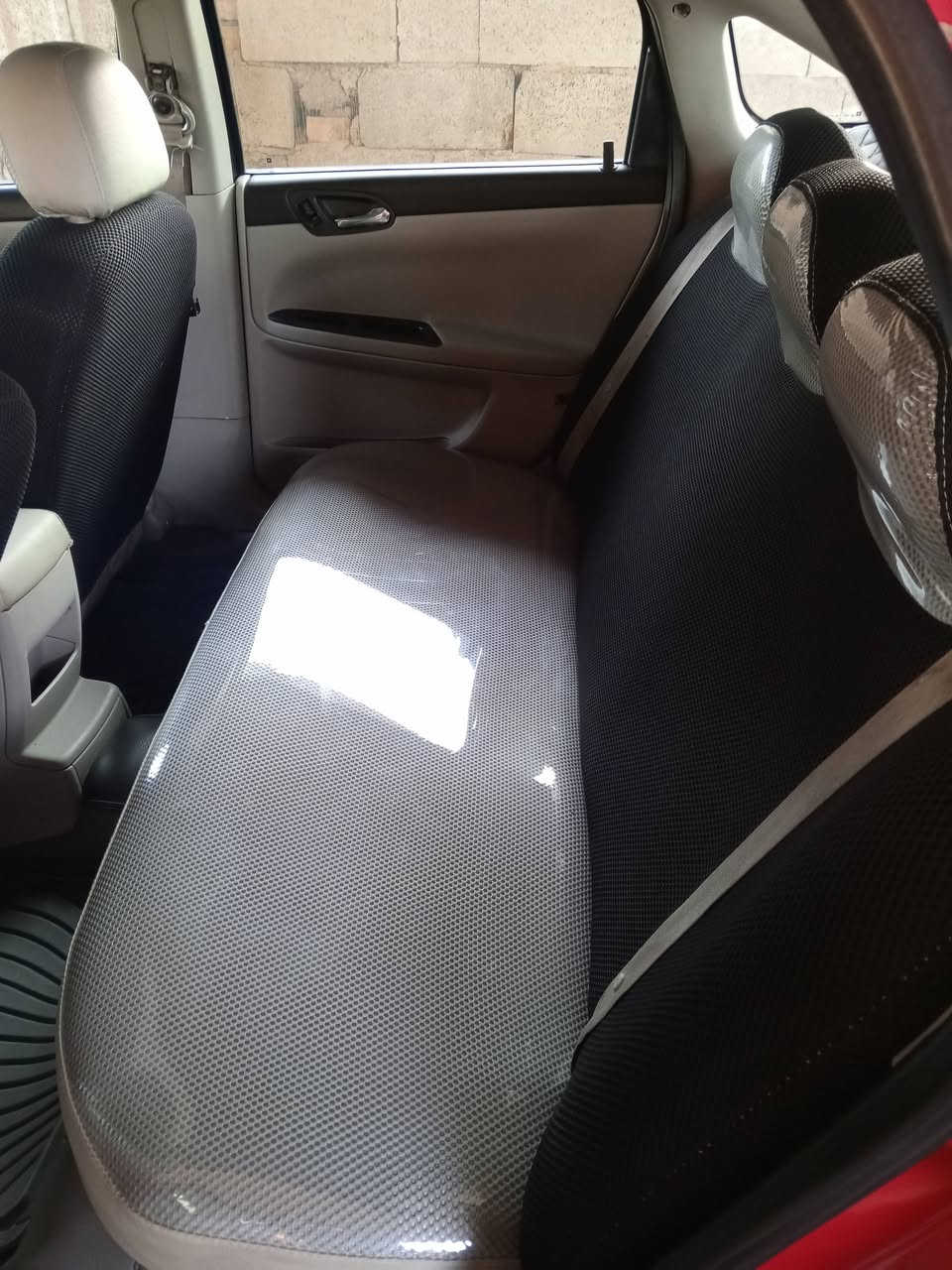 السلام عليكم امبالا للبيع موديل 2010مكينه وكير شرط حداديه تخم تاير تبريد شغال حادثه جاملغ امامي  السعر 55 المكان الديوانية  ***********
