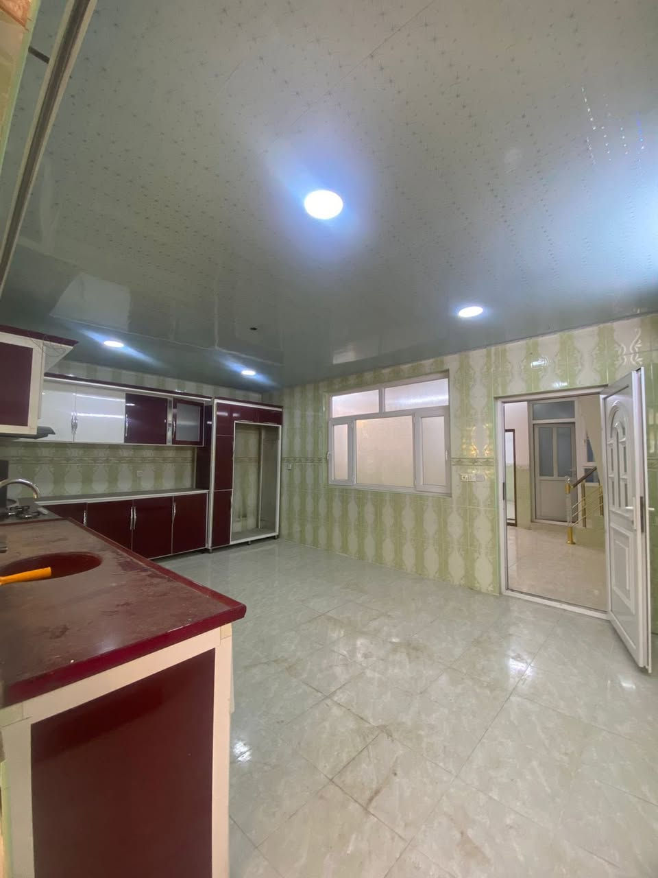 بيت للبيع في اربيل   
مساحه ١٢٥م طابوو 
مقابل حه ديقه شارع ١٥ متر 
قريب علي سايدين لاوان ستي 
……………………………….
*********** _watsap📲

*********** _watsap📲
………………………………..

#اربيل #بغدادالعراق #زاخؤ #سليمانيه #سامراء #بسرا #فلوجه #انبار #جميع   عقارات بارزان@
