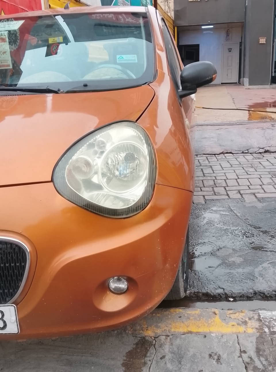 سونار موجود بل منشور## 🚗 للبيع: جيلي باندا 🐼 موديل 2013*2013*من رخصة الآدمن المحترم**
السلام عليكم.. سيارة جيلي باندا موديل 2013 للبيع، السيارة بحالة حلوة وكاملة وما بيها أي نقص وجاهزة للاستخدام.
### 🛠️ المواصفات والحالة الفنية:
 * **المحرك والكير والشواصي:** كفالة عامة وبشرط الفحص.
 * **البودي:** مكفولة من الضربة والتبديل سونار بل منشور .
 * **اللون:** مشمشي مميز ونظيف.
 * **الممشى:** ماشية قليل.48
 * **الرقم:** رقم بغداد الجديد (الإنكليزي) والسيارة باسمي (تحويل مباشر).
 * **الإضافات:** تخم تاير جديد، 5 ويل عادي، دوشمة جلد حلوة ومرتبة.
### 💰 السعر وتفاصيل 
 * **السعر:** 42) وبيها مجال بسيط حق الجية والعملة.
 * **نوع البيع:** بيع نقد فقط (فقط بيع، بدون مراوس وبدون أقساط).
 * **المكان:** بغداد - الحبيبية.
### 📞 للاستفسار والتواصل:
اتصل وتدلل على الرقم: *************
