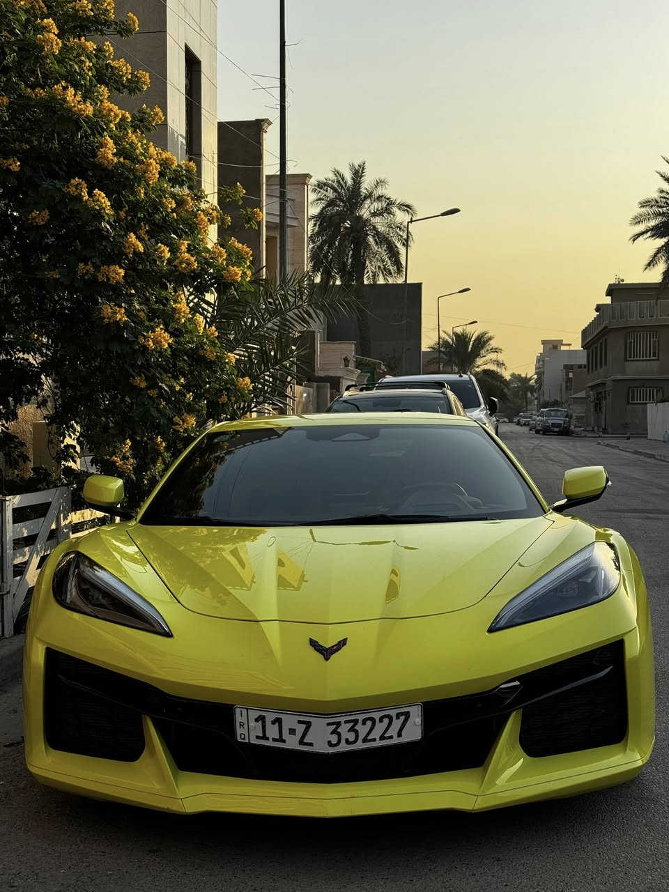 ‏Corvette C8 Zo6 3LZ Convertible Carbon Ceramic Brake

( السياره قطعة من اصل ٣ قطع بالعراق )
( والوحيدة بنسخة الكاربون سيراميك وسقف كهرباء )

الموديل :٢٠٢٤ 
رقم السياره : بغداد 
ممشى السياره :  ١٠  آلاف فقط
الكفالة : محرك / گير / اكسل / شاصي  الكل بحالة الوكالة
الصبغ : نص الجاملغ الامامي

تفاصيل اكثر خابرني وتدلل ***********

تفاصيل عن السياره للحاب يعرف  :

السياره عليها اقوى محرك تنفس طبيعي بالعالم 

تسارع السياره من ( صفر - 100 ) ب 2.6 ثانية فقط

سعة المحرك : LT6 V8 5.5L flat-plane crankshaft

عدد الأحصنة : 670 حصان

عدد دورات المحرك : 9000 دورة بالدقيقة

بساتم المحرك مصنوعة من (Forged Aluminum) 

اذرع المحرك مصنوعة من التيتانيوم 

محرك السياره يجي من الوكالة ب دبل ثروتل مَقاس كل واحد (86mm)

نوع الاكزوز : هدرز ستانستيل 4x1 ( لونگ تيوب هدرز )

منضومة البريك : كاربون سيراميك بريك، تجي على الZo6 3LZ  سعرها ( 20 الف دولار )

المواصفات (فول 3LZ) : جكات / كشف كهرباء / كاربون سيراميك بريك / رادار امامي / ستيرن كاربون فايبر من الوكالة / كشنات ريكارو GT2 كاربون فايبر / سقف السياره كنتارا / كشنات تدفئة تبريد / نطام سماعات BOSE / المراية الوسطية كامرة / رادار جانبي / كامرات امامية عدد ٢ (للأصطفاف والتسجيل اثناء السباقات ) / حساس وكامرة خلفية / شاحن لاسلكي / المرايا الجانبية كهربائية / الصندوق الامامي والخلفي شفط .
