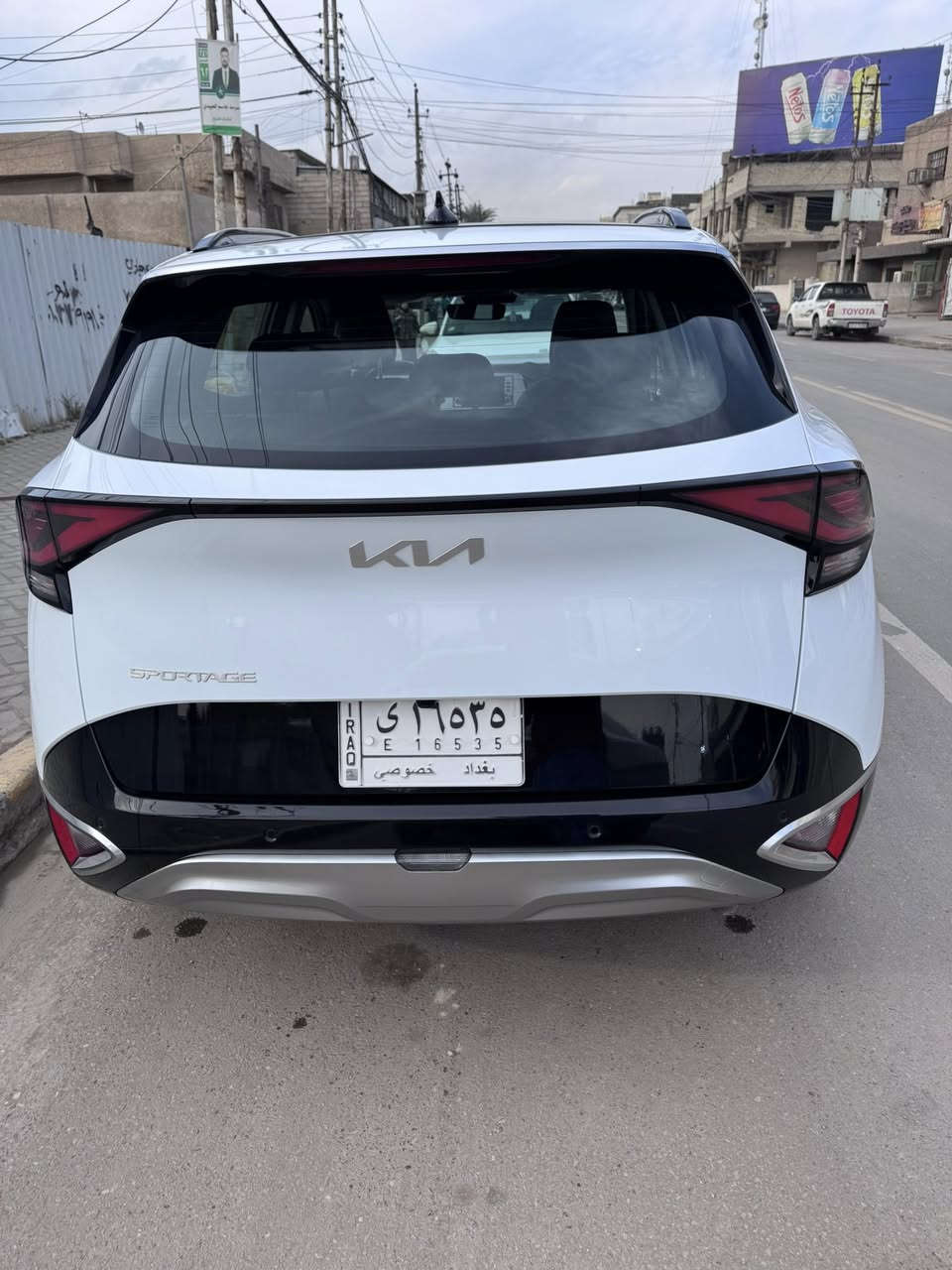 كيا سبورتاج 2024 خليجي كفالة عامة عدا طخة بسيطة بل باب عكس السايق موضحة بل صور ماشية 19454 قابل للزيادة فول مواصفات 
بانوراما
بصمة تشغيل 
بصمة ابواب 
تشغيل عن بعد 
مقاعد كهرباء 
مقاعد وستيرن تدفئة 
كامرة خلفية حساسات خلفية + امامية
اوتو هولد 
هاند بريك كهرباء 
تحكم كامل من المقود+شفتات
اربع وضعيات قيادة
مانع تزحلق
العنوان الدورة شارع ابو طيارة 
الرقم ***********
السعر 250 قابل للتفاوض
