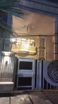 للبيع دار بموقع مميز جدا🔥😍😍🥰#الغزاليه  ديوان الرئاسه خلف الوزان مساحه ...