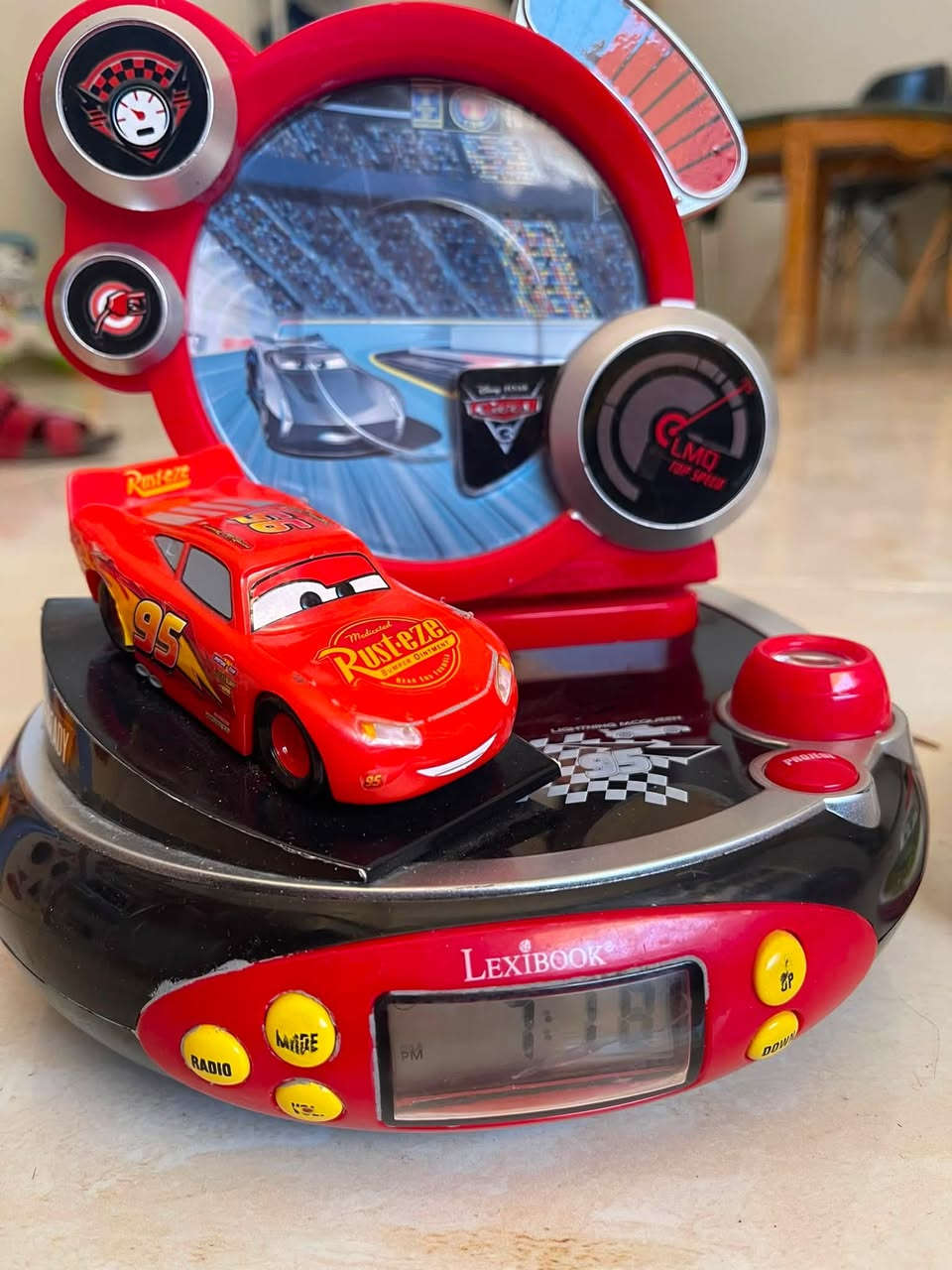 Radio réveil projecteur Disney the cars tiaret la livraison disponible 0770672578


**إذا كنت صاحب هذا الإعلان وتريد حذفه لأي سبب، رجاءا أرسل رسالة إلى الدعم الفني**