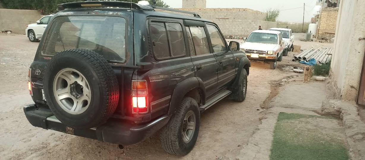 لاندكروزر موديل ٩٢للبيع بلادية تخم تاير جديد حدادة جديدة رقم بغداد انكليزي بسمنا سنوية للغاية ٣٠ سيارة فول مواصفات فتحة بالغمارة جام دكم سعرها ٦٠ اتصل على الرقم *********** ذي قار قضاء الرفاعي الرفاعي, ذي قار
