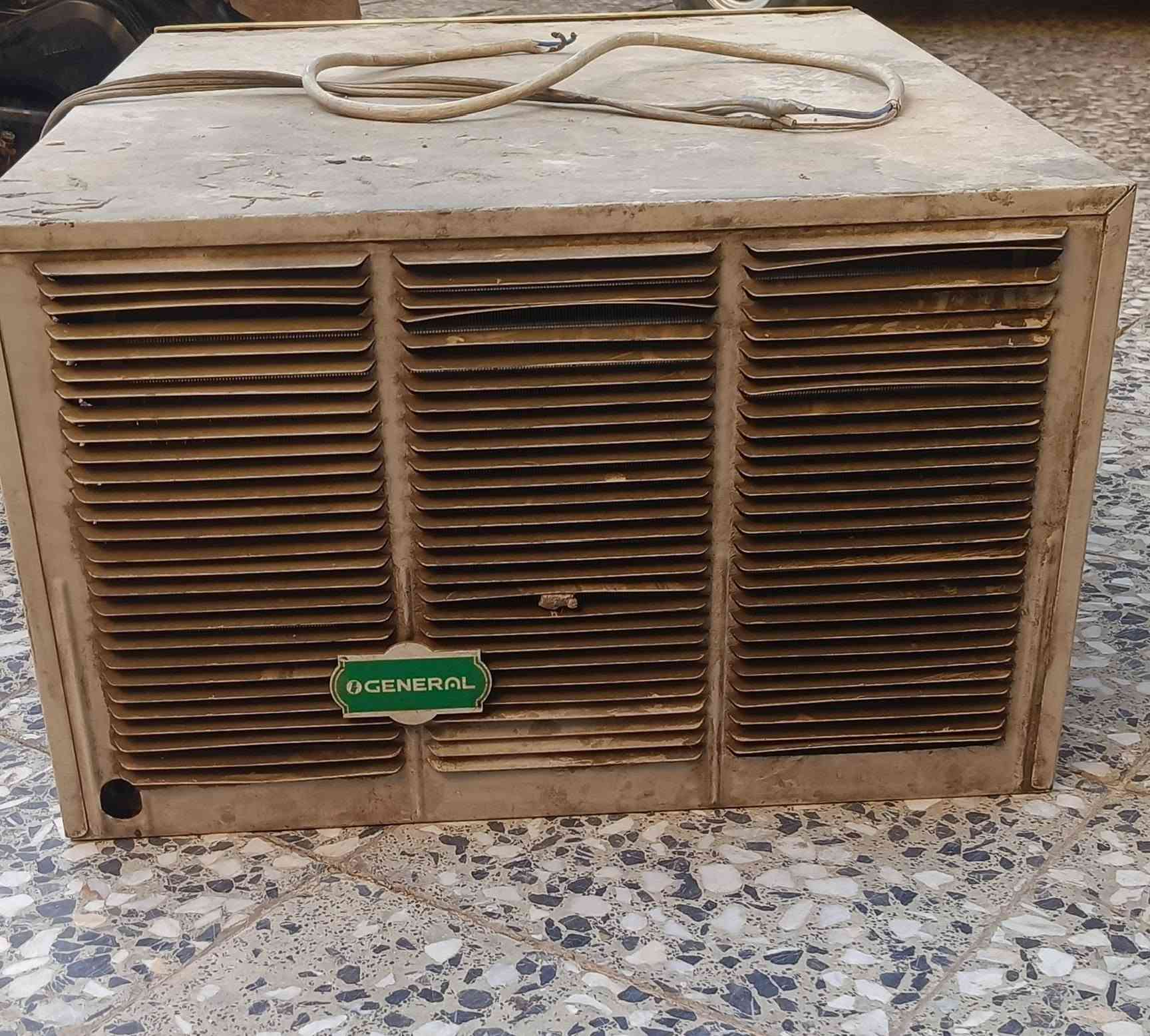 مكيف جنرال طنين اوثلث الطويل قرص الشركه بلادي سعر 
300 الف وبي مجال وسماعه شغاله السعر 50 بغداد العبيدي مكلف بل نشر الاتصال عل رقم ***********
