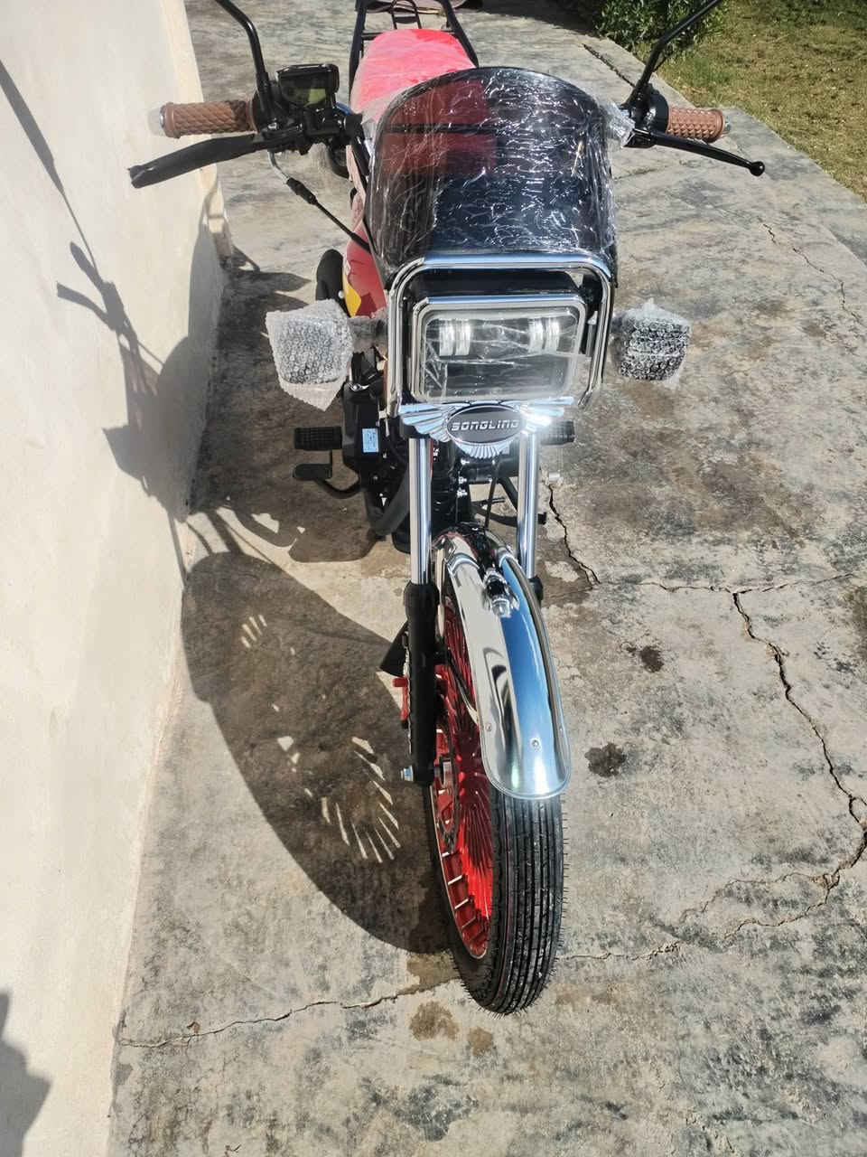 السلام عليكم للبيع سولنك موديل 2026 الشكل الجديد عل أيدي ماشيه 20 كيلو فقط السعر مليون وبيها مجال للطيبين مكاني بغداد التاجي *********** /***********
