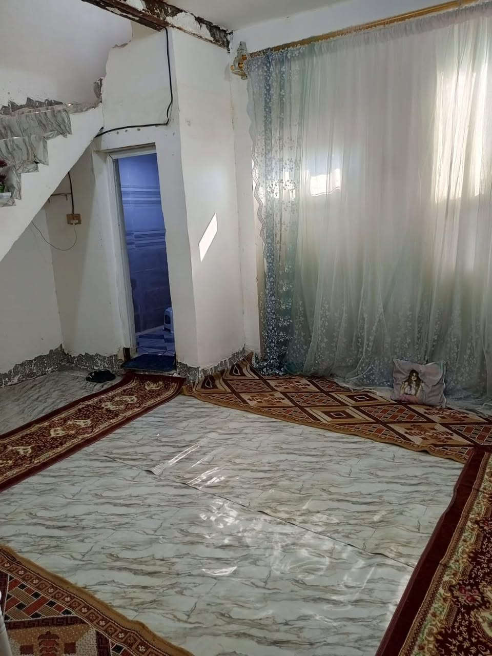 بيت للبيع زراعي 
_____________
مساحه ١٠٠متر عگاده مقابل الشراگيه الثالثه 
_______________________
السعر ٢٥مليون وقابل للتفاوض 
_________________
***********/***********
مكتب الوطن للعقارات الاسكان مجاور صيدليه الجوادين
