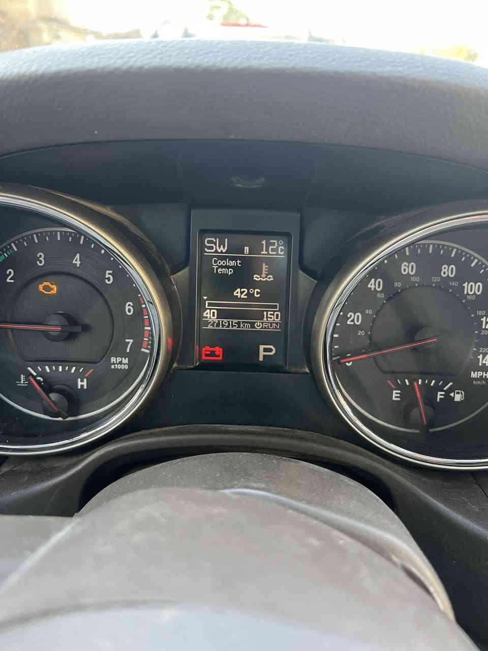 سلام وعليكم
للبيع جيب كراند شيروكي 2011
محرك v8 5700 
عليها منظومه غاز
بنوراما 
حساسات خلفيه 
السياره محدثه كت srt دعاميه اماميه خلفيه ويل srt بنيد لايتات 
رقم بغداد هزه جديده رقمه حلو تحويل 
السياره مصبوغه عام
لغد شاصي كص كفاله من ذن
السعر 135 وبيها مجال
***********
