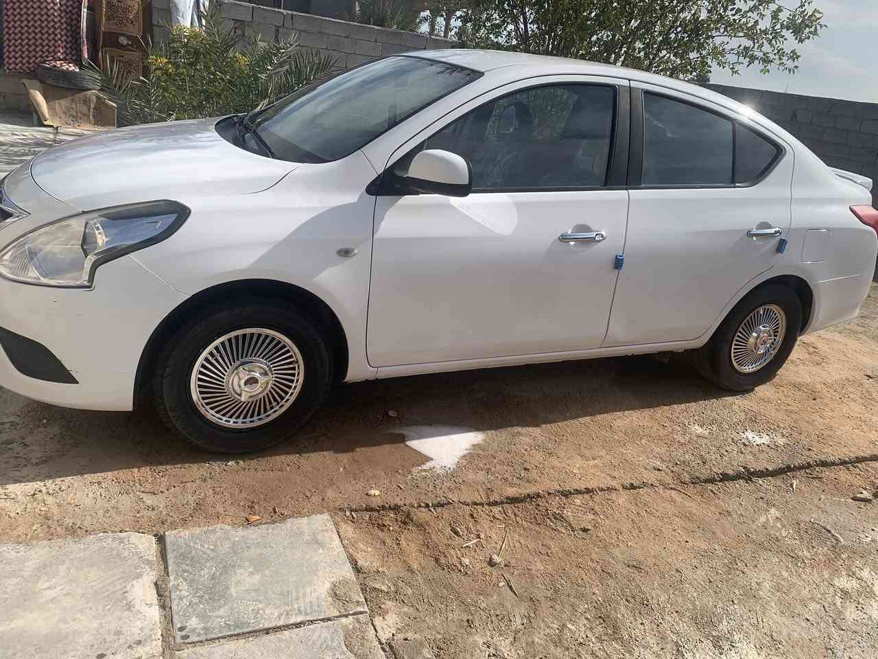 نيسان صني 23 رقم معوقين سياره جاهزه اي نقص ما بيهاا سياره جديده ما بيهاا اي فتح ولا تبديل تخم تاير جديد دوشمه جديده مكان السماوه السعر 107 وبيها مجال  التواجد على الرقم فقط ***********
