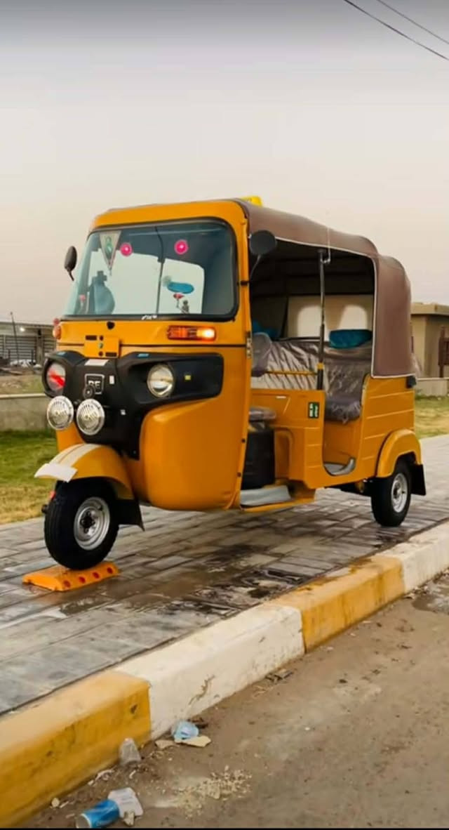 سلام عليكم شباب تكتك 20رقم وسنويه للبيع تكتك جاهزه مكفوله من محرك كشره بس دوسه معمره ربع ما ذب عليه تخم تاير مسجل هورنات سعر 6100وبيهه مجال ي ستفسار ***********
