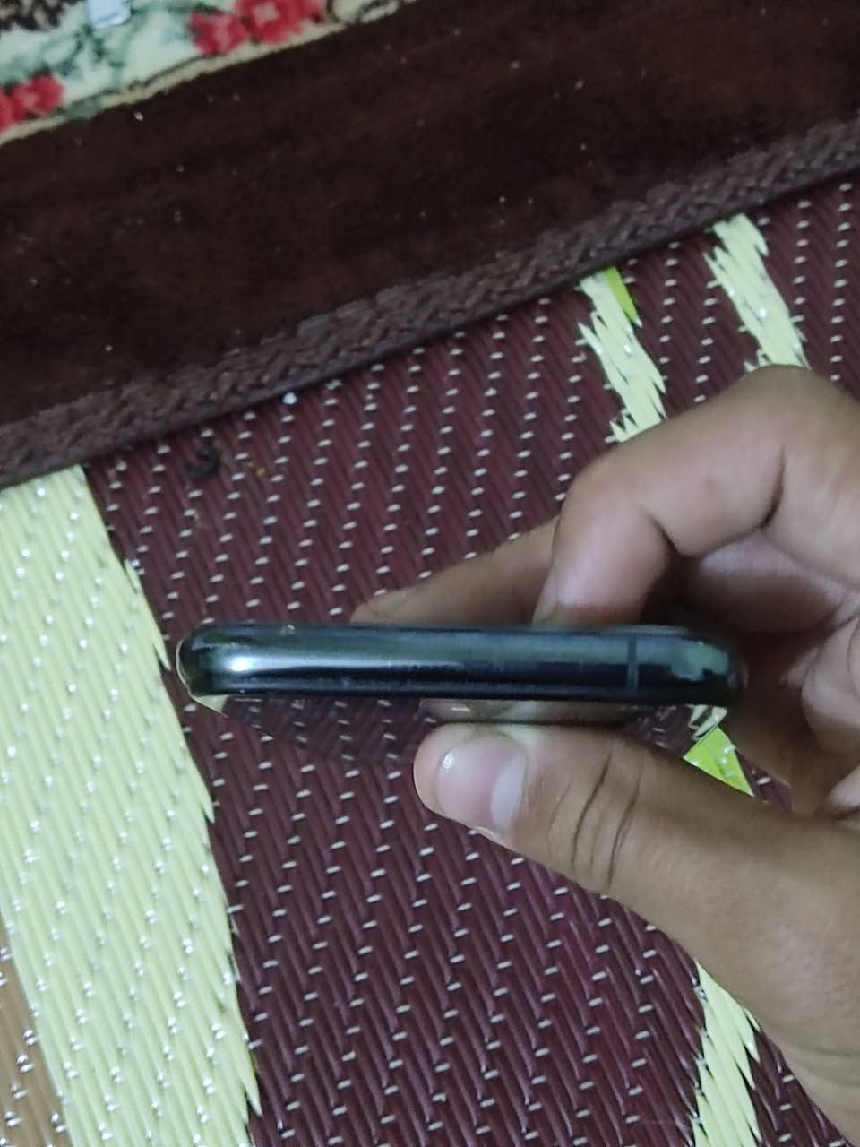 السلام عليكم ايفون 11برو ذاكره 64 بطاريه 100 مبدله و مبدل شاشه نوعيه زينه و الكاميرا الاماميه ما تشتغل ول كامره الخلفيه بيه غواش بصيط و رايده ب 150 و بي مجال لل شراي و يدلل


**إذا كنت صاحب هذا الإعلان وتريد حذفه لأي سبب، رجاءا أرسل رسالة إلى الدعم الفني**