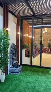 شقة أرضية تون هاوس للبيع – زون ثامن 📍 الموقع: مجمع بوابة الكاظمية السك...