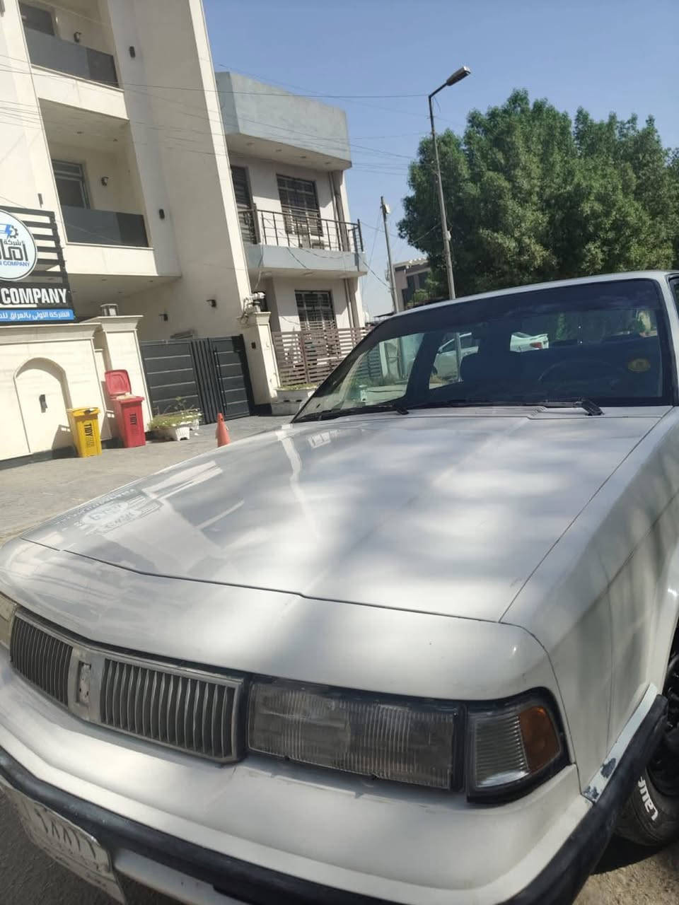 ولدز موبيل   خليجي موديل 1990 محرك الاصلي 3100 عدد السلندرات 6 سلندر سيارة صاروخ بلشارع  السيارة جديدة وحلوة ومناقصها اي شي غرفة 80 بلمية صدر 100 بلمية تخم تايرات دبل فيت بم  كشنات وذوشمة تركي درجة اولى  تبريد حلو وبارد شاشة اندرويد حساسات كاميرة منظومة لايت زنون عالي وناصي السعر 54 بيها مجال بسيط العنوان الدوانيه قضاء الشاميه للاستفسار الاتصال ***********
