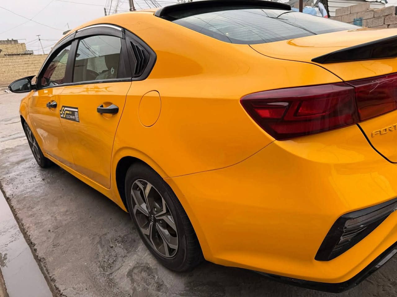 السلام عليكم
فورتي   امريكيً  موديل  2020حادثً  باب  سايق  وخلفي   بدون   ايرباك  سياره جاهزه  تخم  تاير تحديد  مسار  نضام قياده 2  رادار  امامي  رقم  بغداد   دولي   ب اسمي    غير  متواجد   ع  فيس   رقم  *********** ابو  طيبه  سونار موجود بل منشور   سعر  ١٣٨ بيه مجال (مكان سياره  بغداد  المعامل  الحسينيه )
