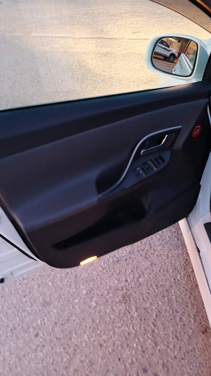 السلام عليكم مارك مديل 2014
٧راكل
دخول جديد 
سياره جاهزه من كلشي 
السعر 44 وبيهه مجال 
(كصه جنطة). (ادوات ادوات)
مكاني البصره قضاء المدينه رقم ***********
