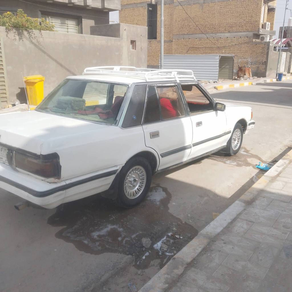 السلام عليكم سياره سوبر 86 مشروع وطني جاهزه من مكينه ثنين ونص لا تنقص ولا تبخر كير خير من الله حداديه شرط عن كفاله راعيه بل ناصريه مكاني سوق الشيوخ ***********
